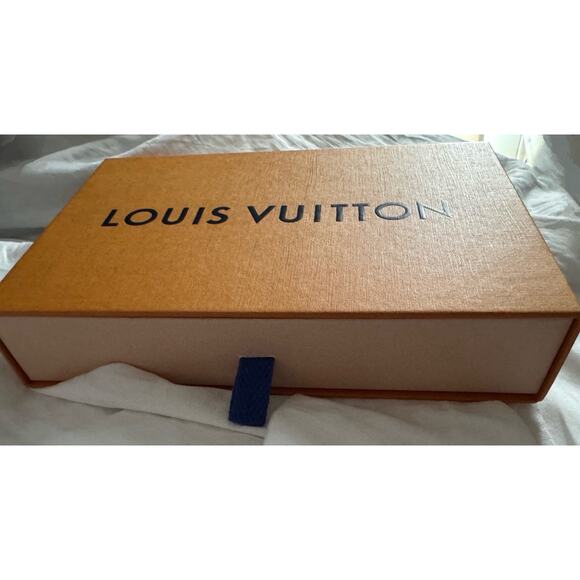 LOUIS VUITTON Gift Box Storage 9.8” X 5.5” X 1.8” With Pull Out Drawer Empty - Picture 2 of 7